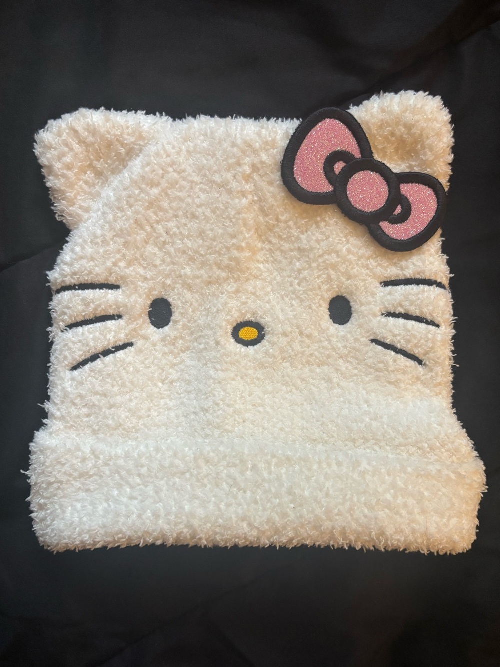 fleece hello kitty embroidered toque/beanie
